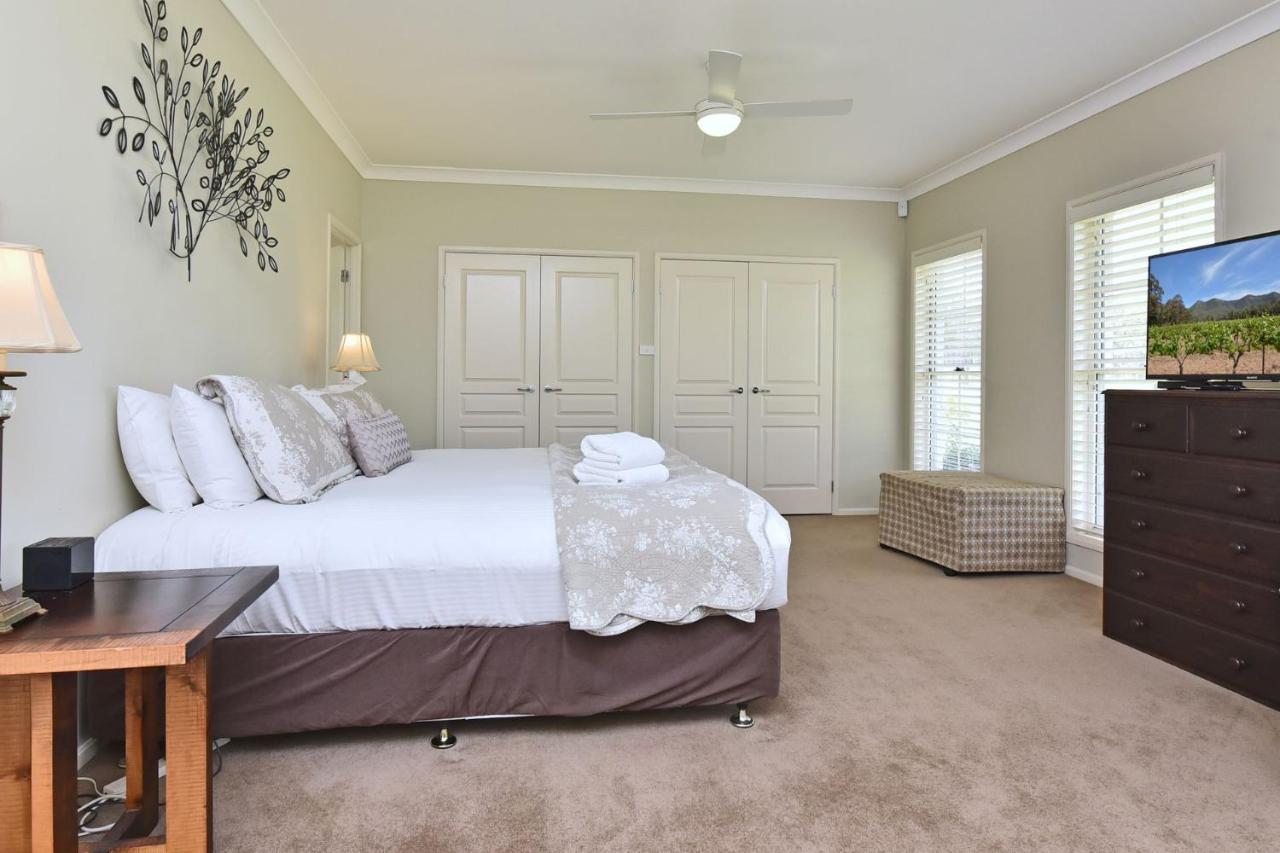 Silver Springs 6Br Luxury Homestead Rothbury Esterno foto